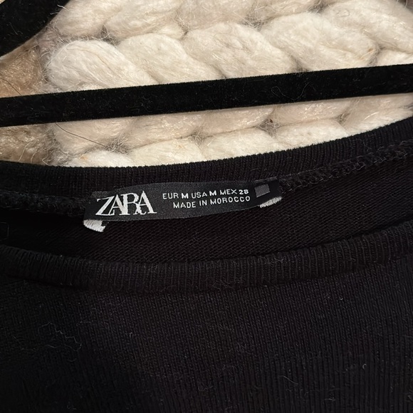 Zara Black Longsleeve - Picture 3 of 4